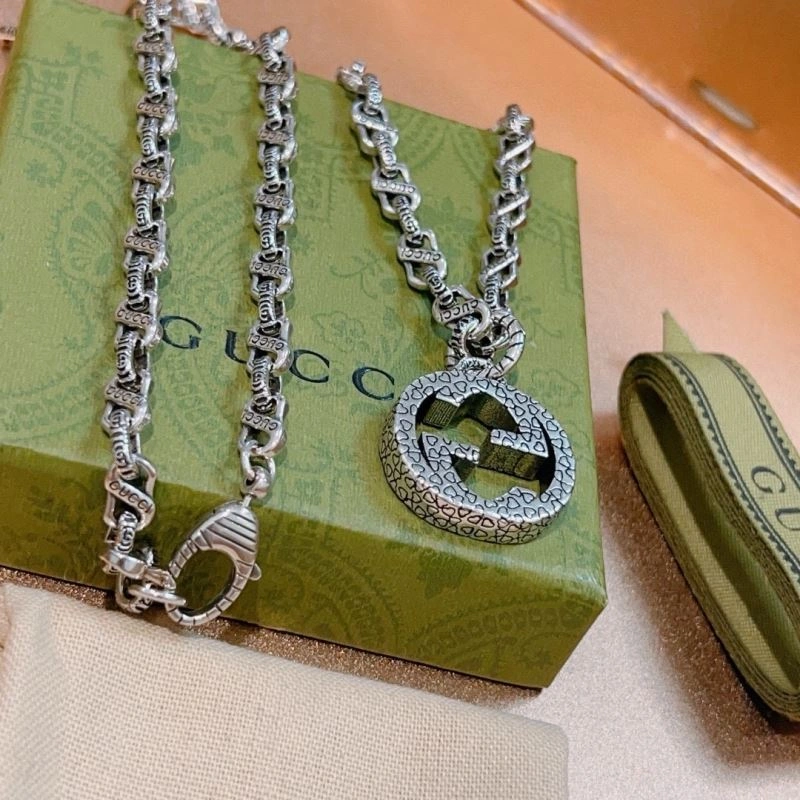 Bright Gucci Necklaces 245073