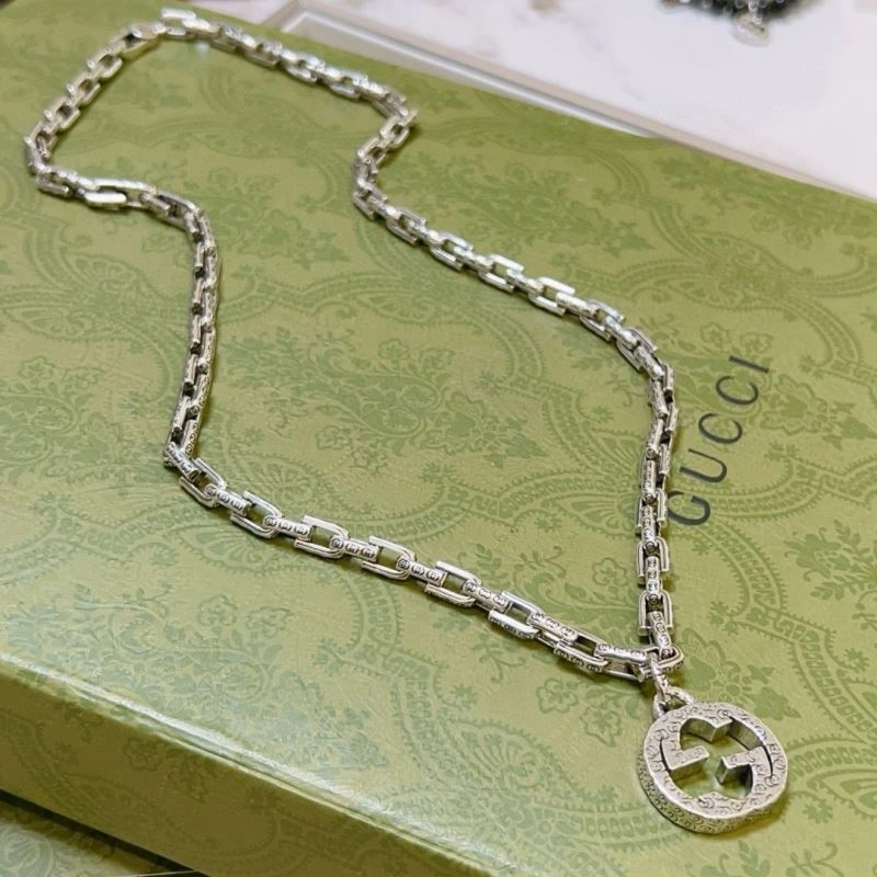 Snug Gucci Necklaces 245082