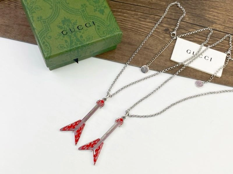Stylish Gucci Necklaces 245077