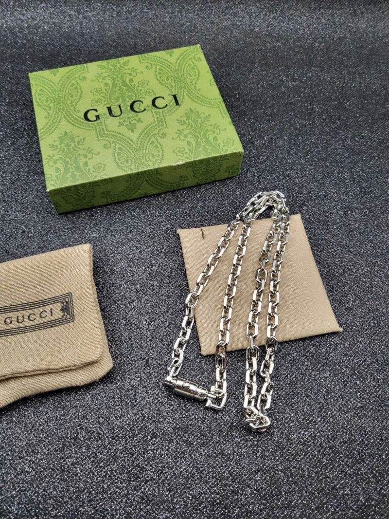 Sporty Gucci Necklaces 245056