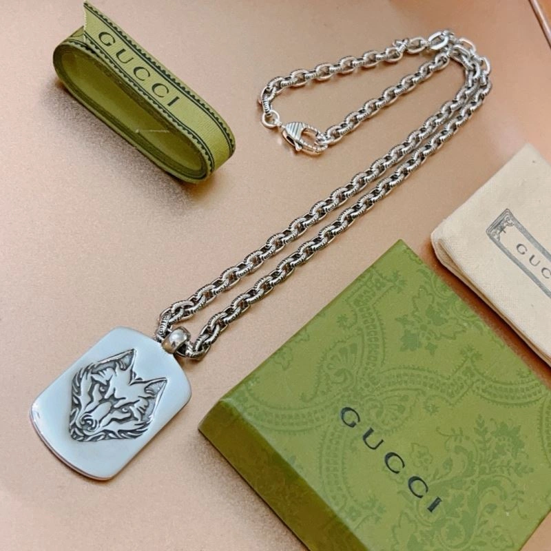 Versatile Gucci Necklaces 245076