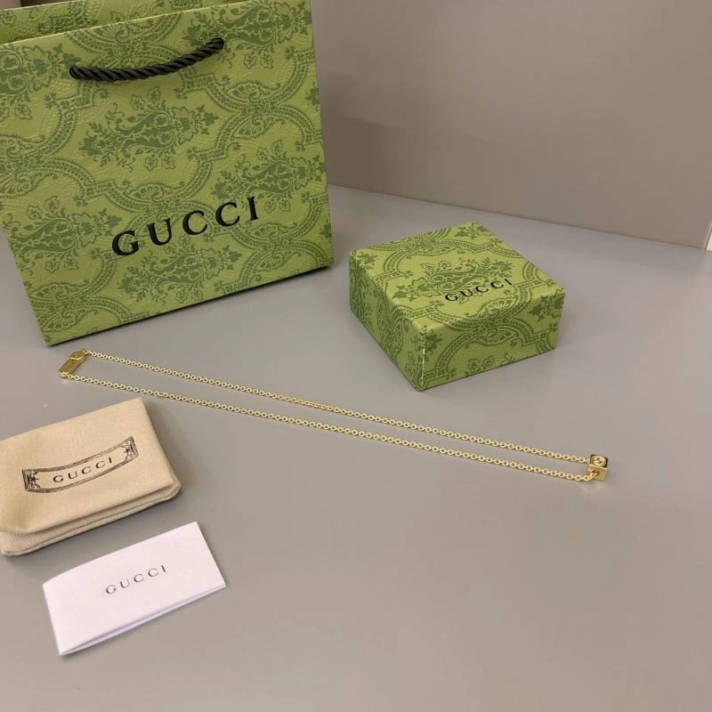 Attractive Gucci Necklaces 245062