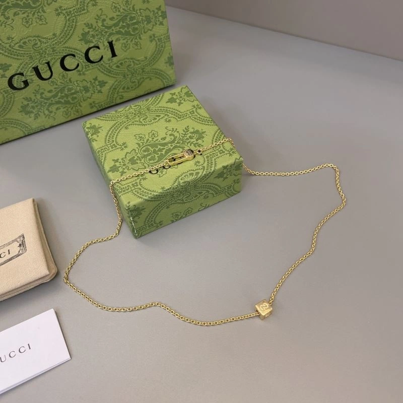 Attractive Gucci Necklaces 245062