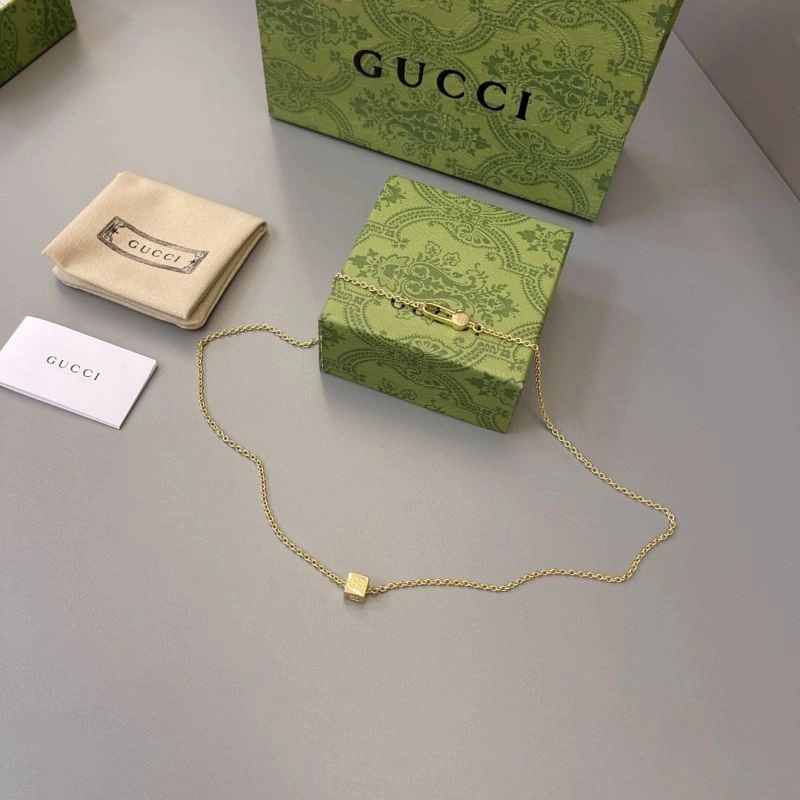 Attractive Gucci Necklaces 245062