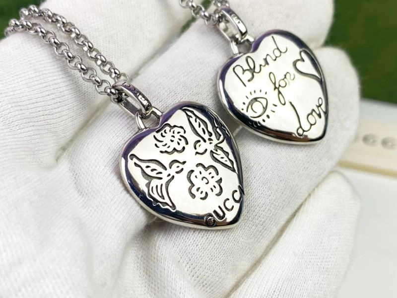 Bold Gucci Necklaces 245049