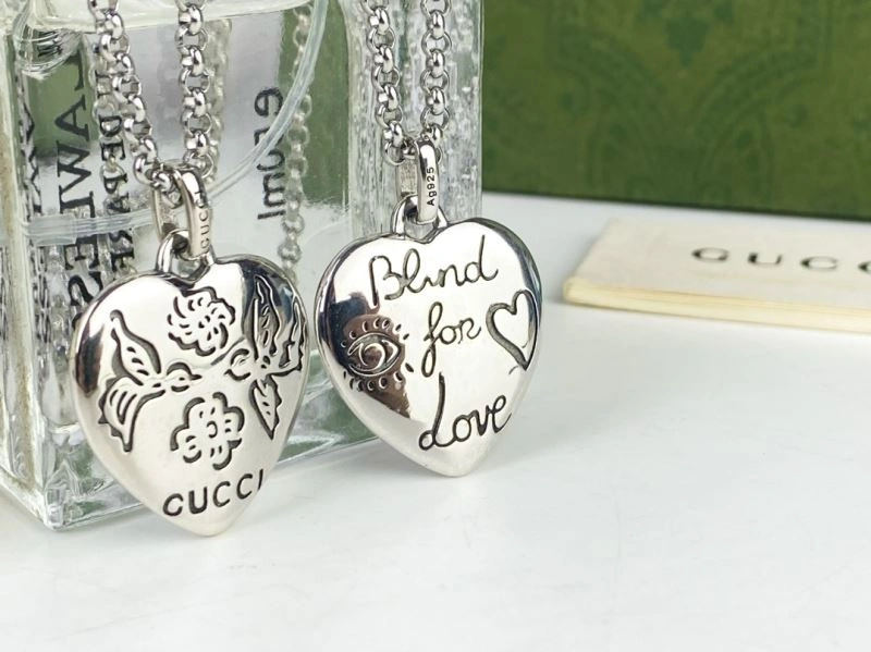 Bold Gucci Necklaces 245049