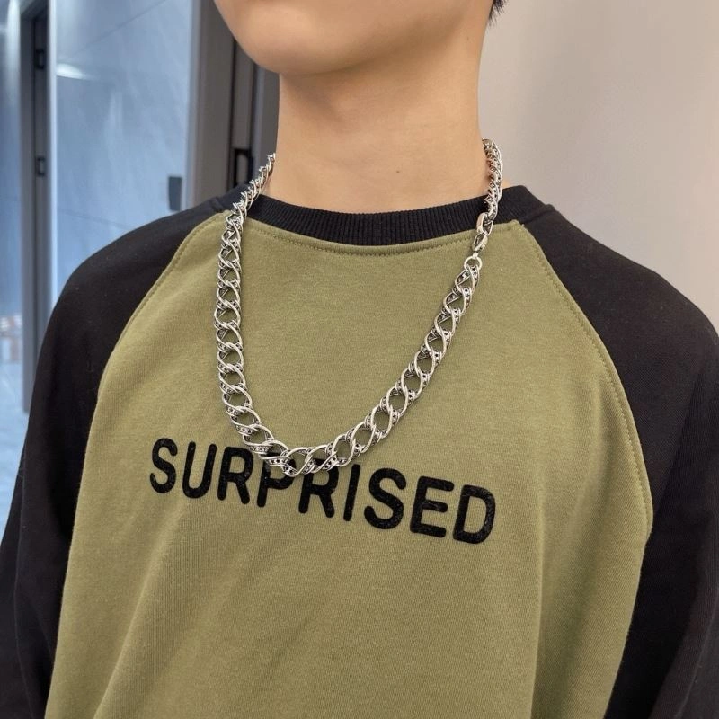 Sporty Gucci Necklaces 245033