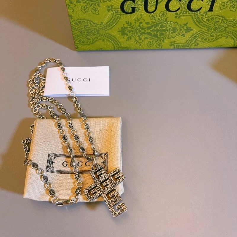 Lightweight Gucci Necklaces 245011