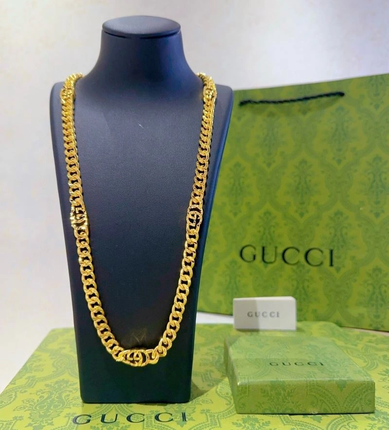 Sporty Gucci Necklaces 244998