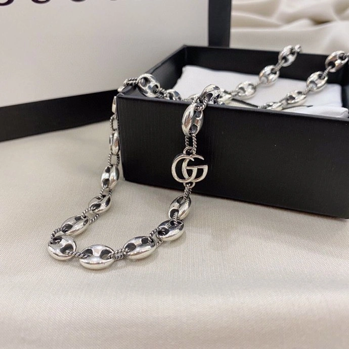 Sporty Gucci Necklaces 244773