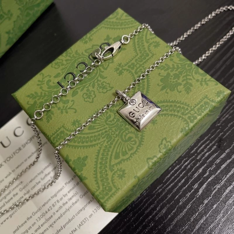 Sophisticated Gucci Necklaces 244791