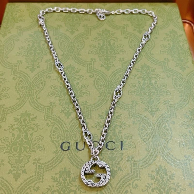 WaterResistant Gucci Necklaces 244747