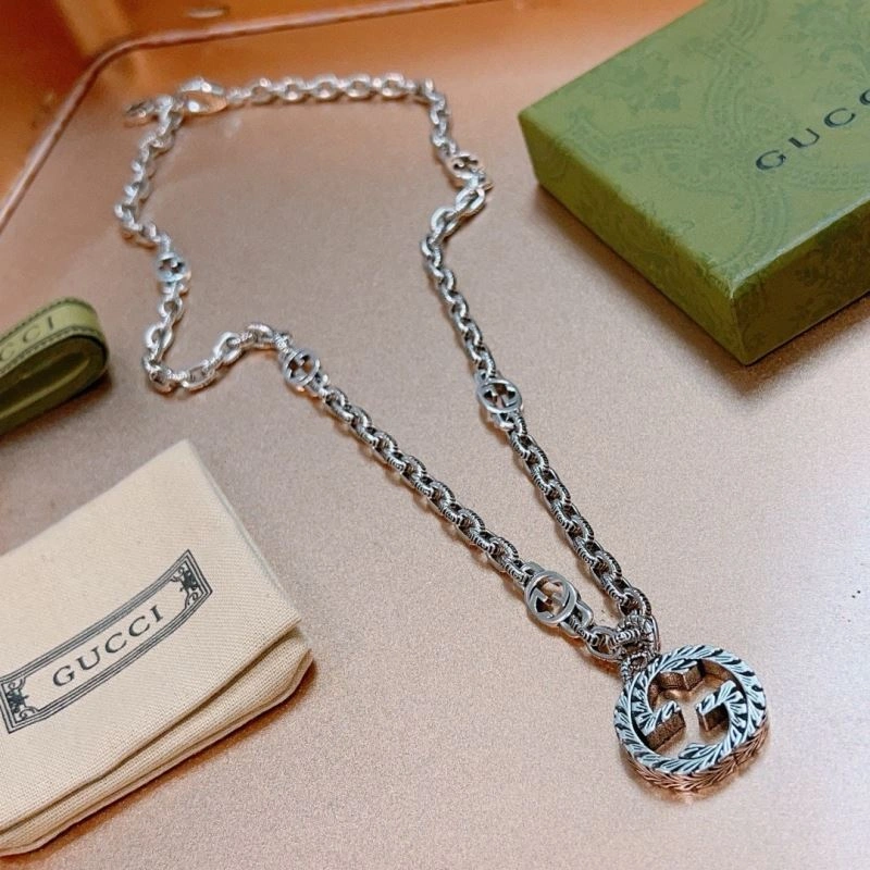 WaterResistant Gucci Necklaces 244747