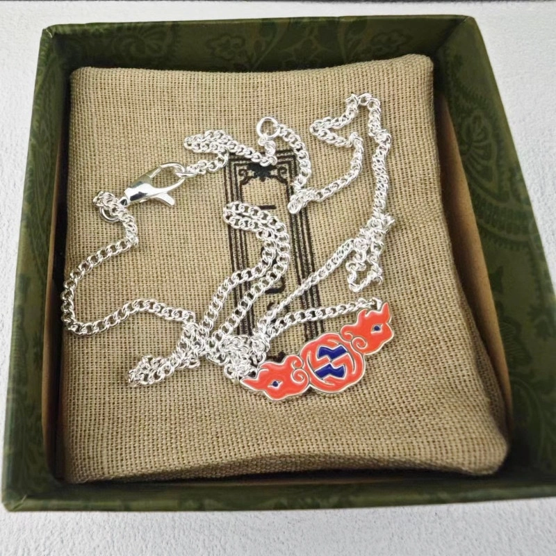 Contemporary Gucci Necklaces 244750