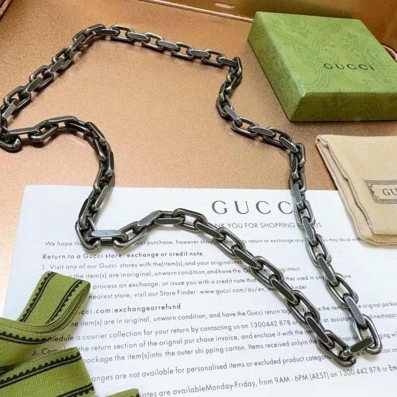 Gucci Necklaces Sleek 244730