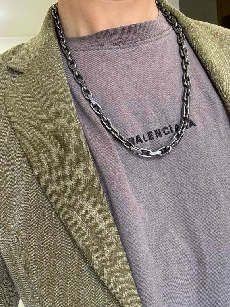 Gucci Necklaces Sleek 244730
