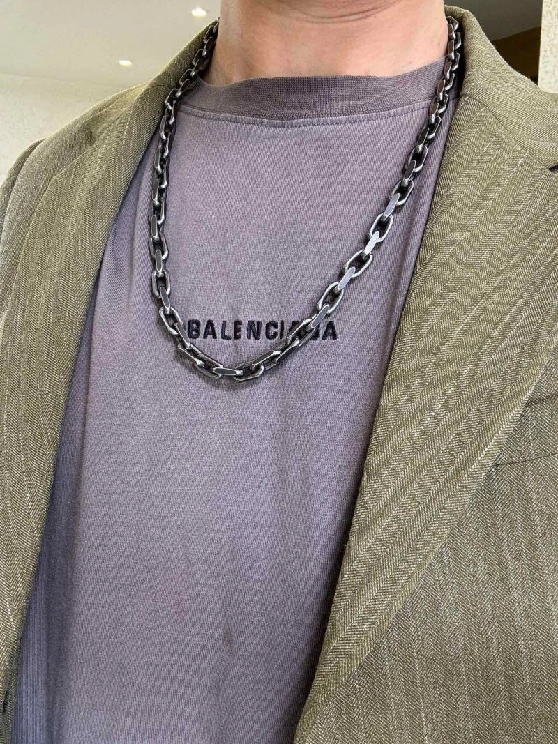 Gucci Necklaces Sleek 244730