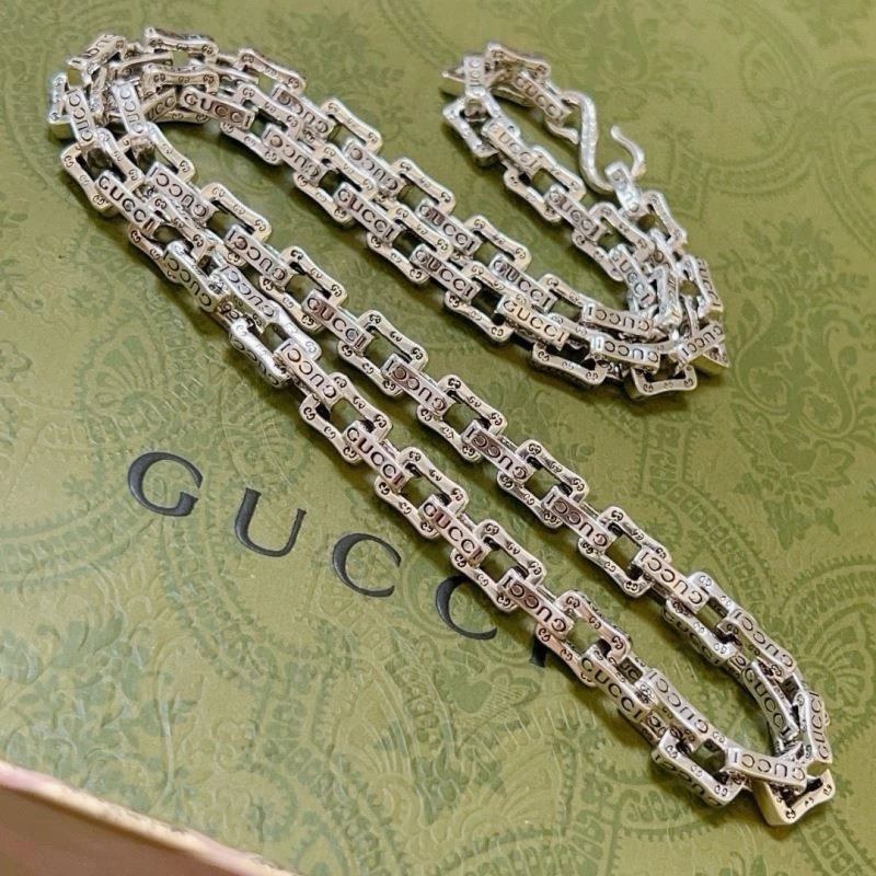 Seasonal Gucci Necklaces 244705