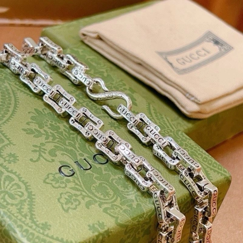 Seasonal Gucci Necklaces 244705