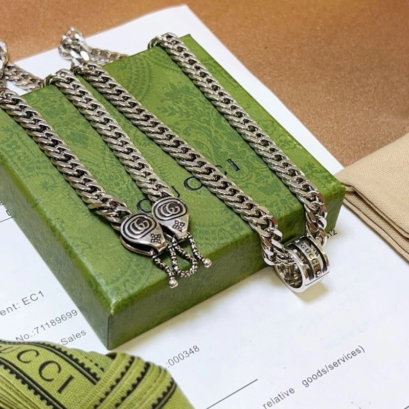 Gucci Necklaces Trendy 244678