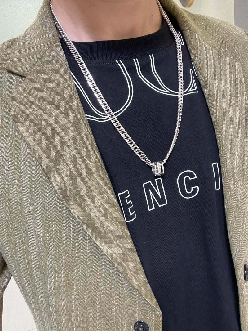 Gucci Necklaces Trendy 244678