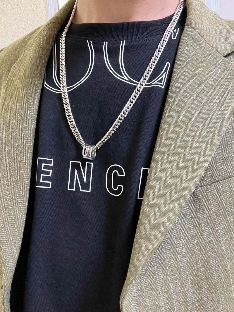 Gucci Necklaces Trendy 244678