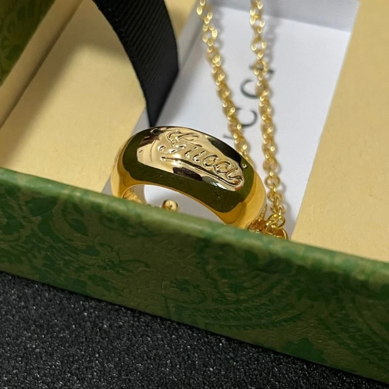 Gucci Necklaces EasyMatch 244708