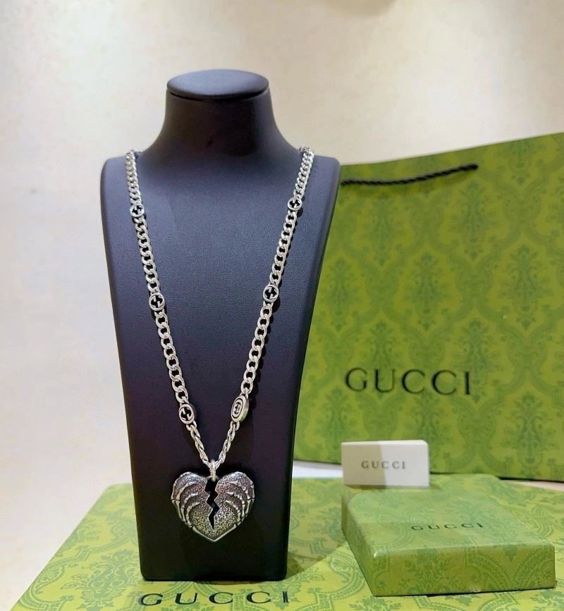 TravelReady Gucci Necklaces 244541