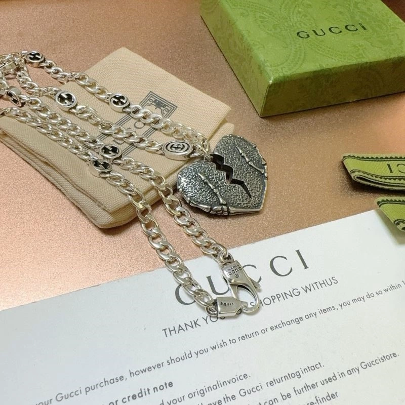 TravelReady Gucci Necklaces 244541