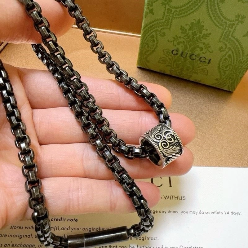 Trendsetting Gucci Necklaces 244544