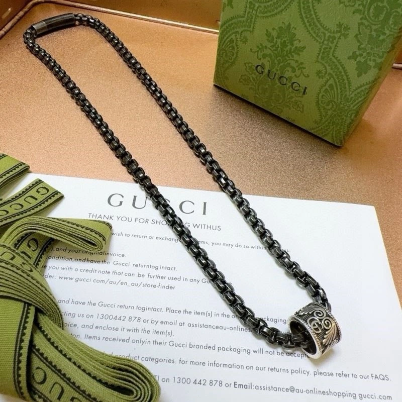 Trendsetting Gucci Necklaces 244544