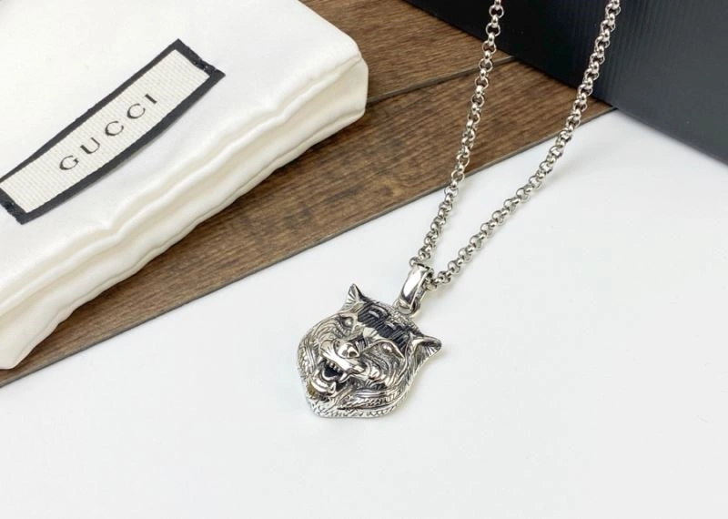 Gucci Necklaces Stylish 244543