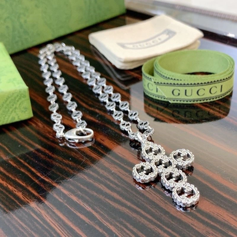 Compact Gucci Necklaces 244545