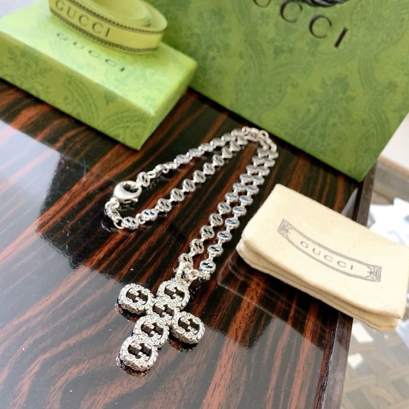 Compact Gucci Necklaces 244545