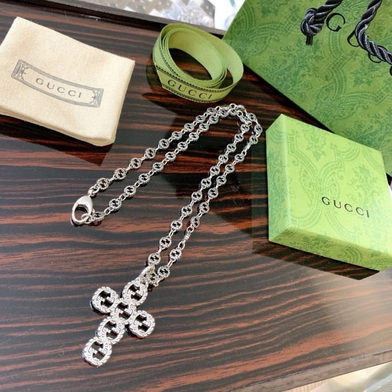 Compact Gucci Necklaces 244545