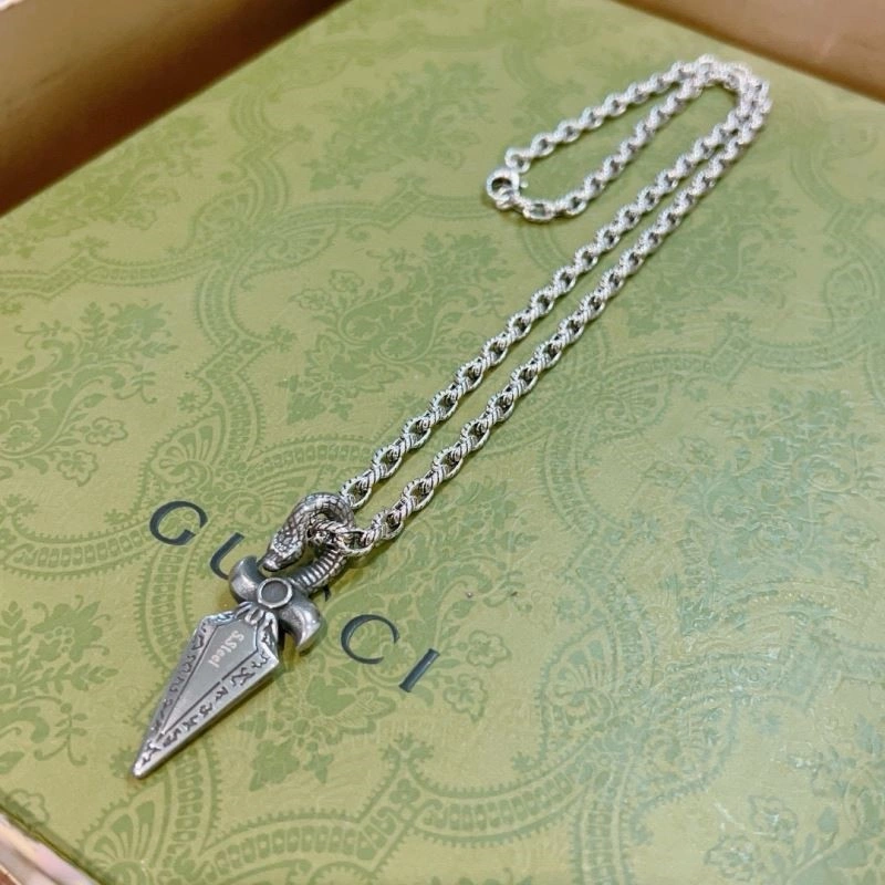 Gucci Necklaces Fashionable 244542