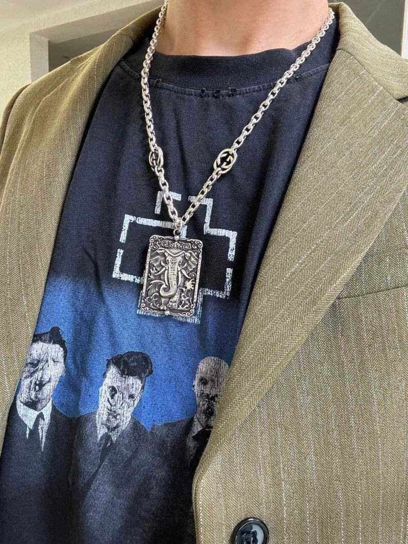 Snug Gucci Necklaces 244529