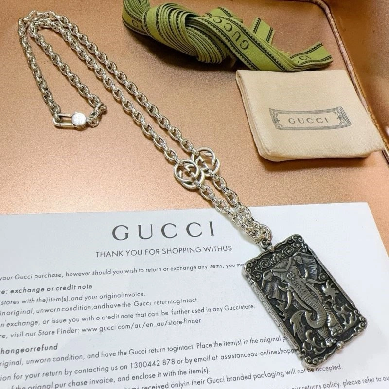 Snug Gucci Necklaces 244529