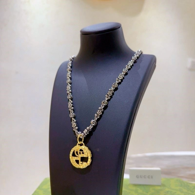 Supportive Gucci Necklaces 244534