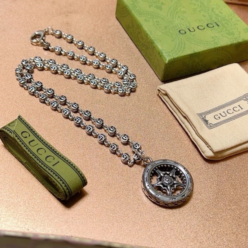 Compact Gucci Necklaces 244512