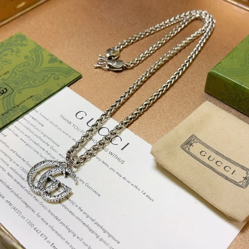 WaterResistant Gucci Necklaces 244506