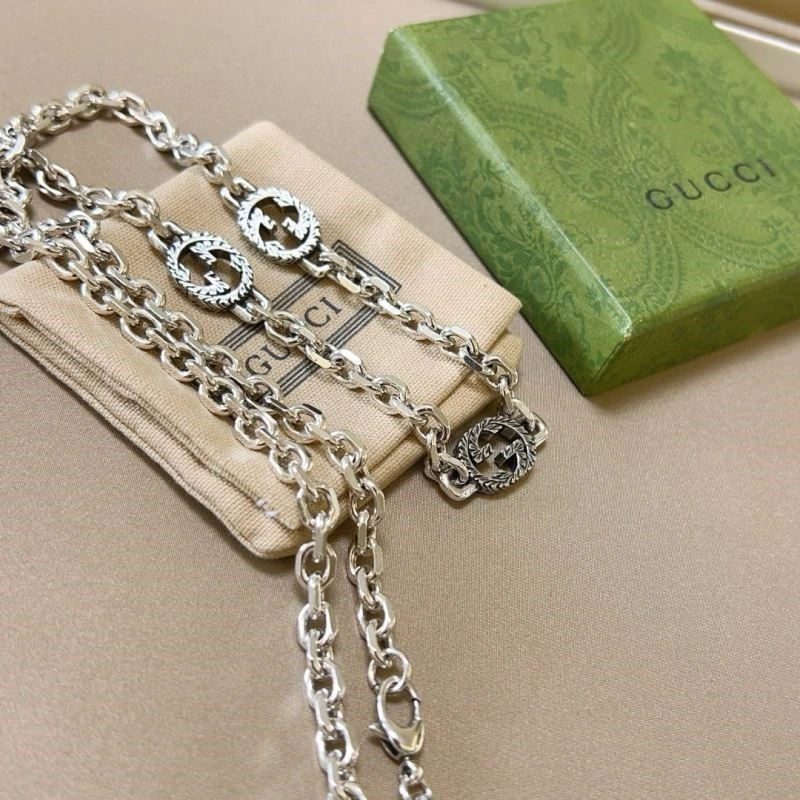 Sporty Gucci Necklaces 244503