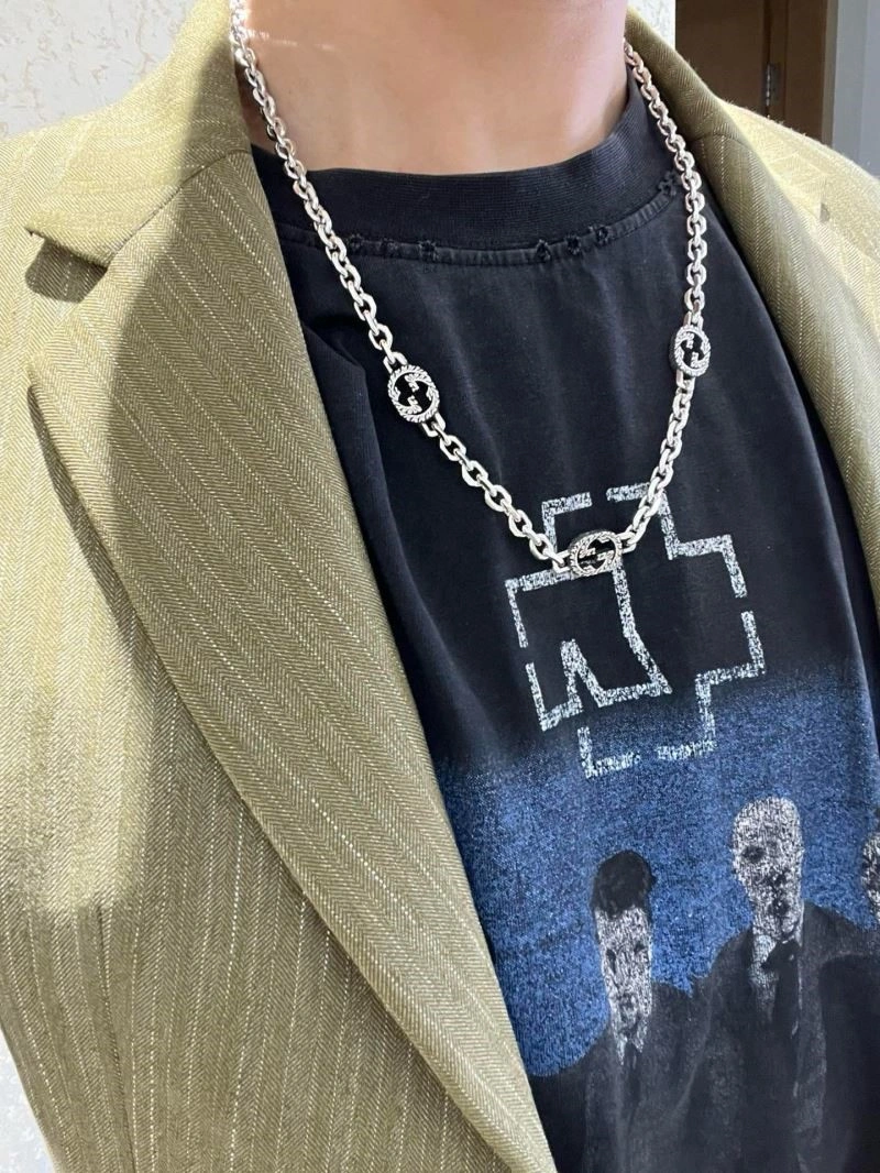 Sporty Gucci Necklaces 244503