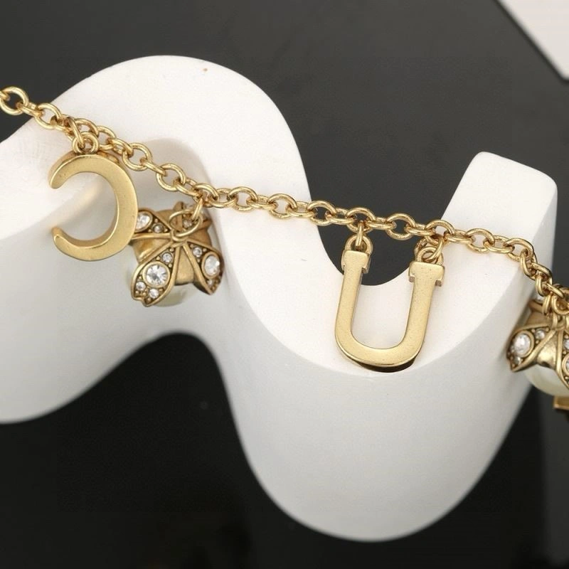 TravelReady Gucci Necklaces 244474