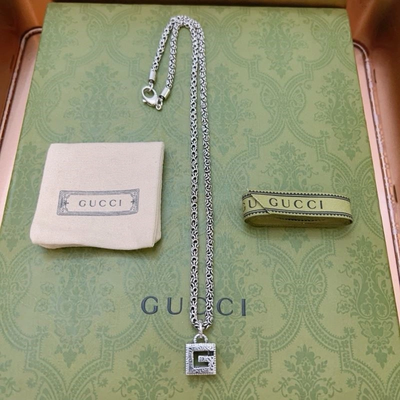 EyeCatching Gucci Necklaces 244501