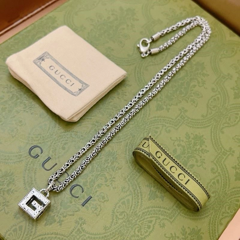EyeCatching Gucci Necklaces 244501