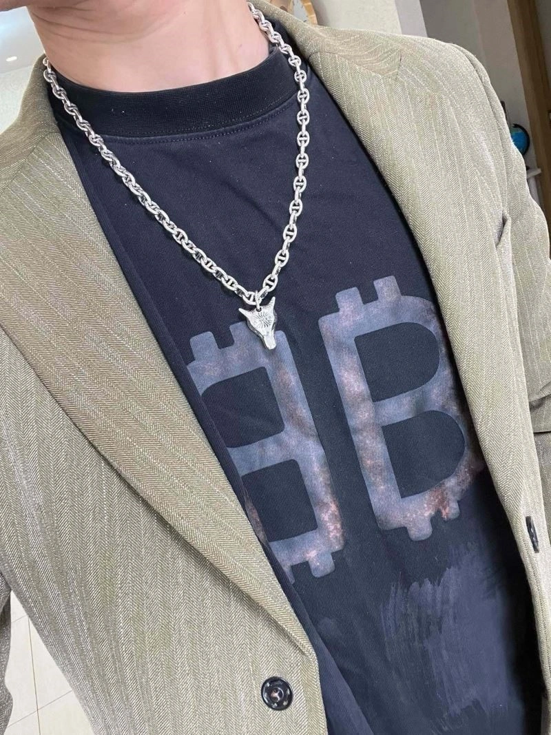 Gucci Necklaces HighQuality 244476