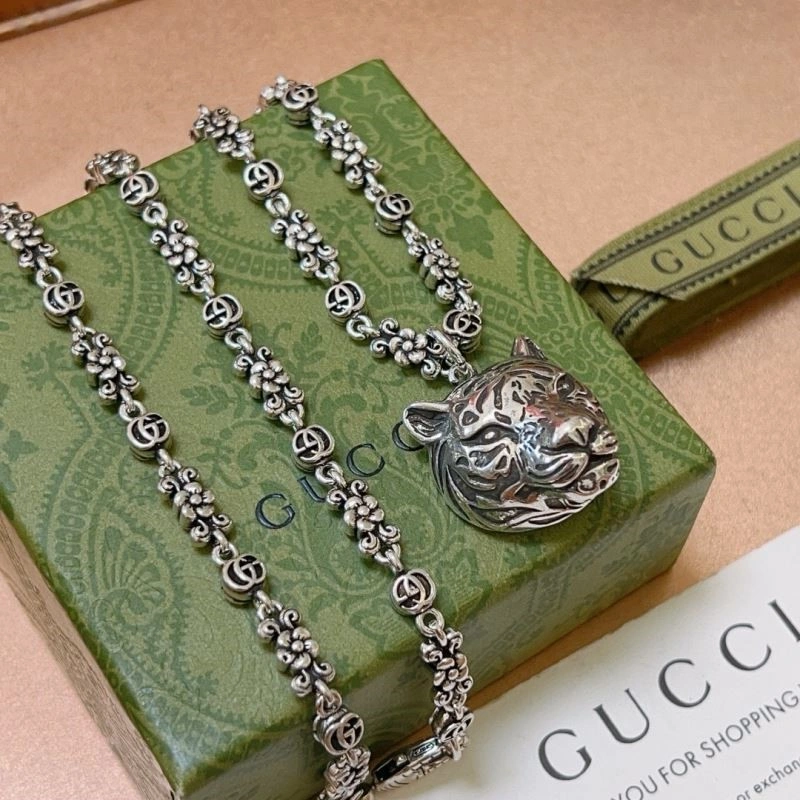 Gucci Necklaces Versatile 244500