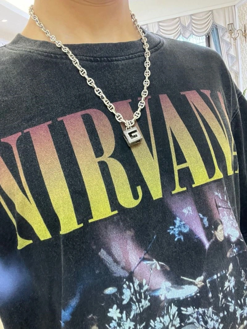 Cozy Gucci Necklaces 244483