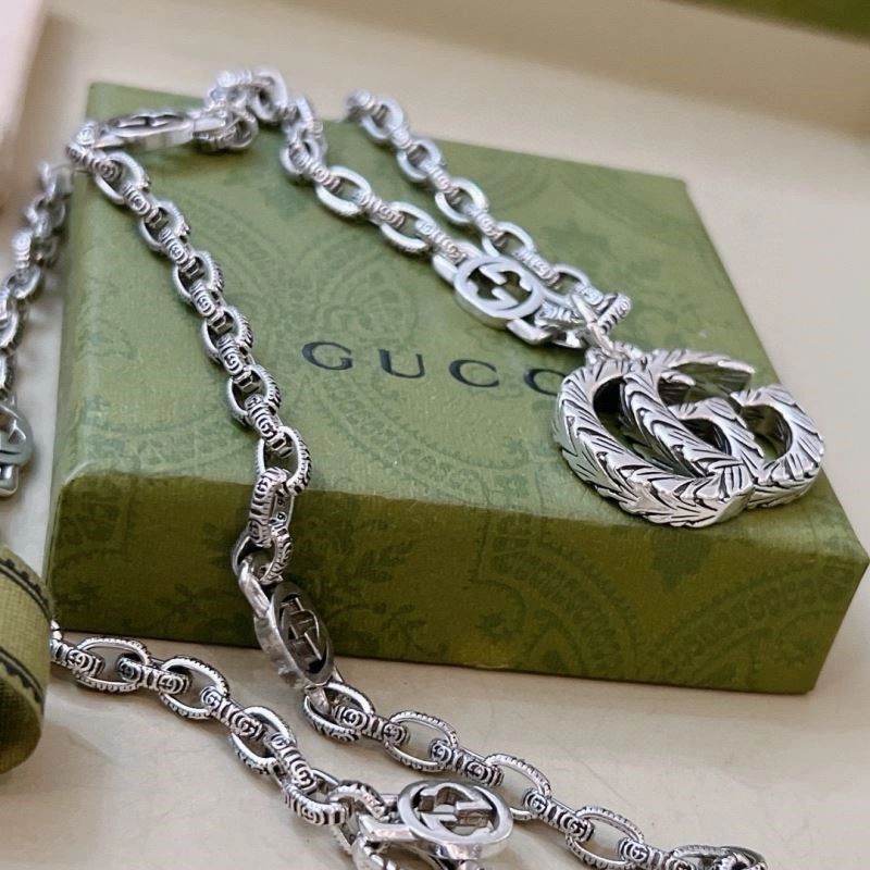 ComfortFit Gucci Necklaces 244485